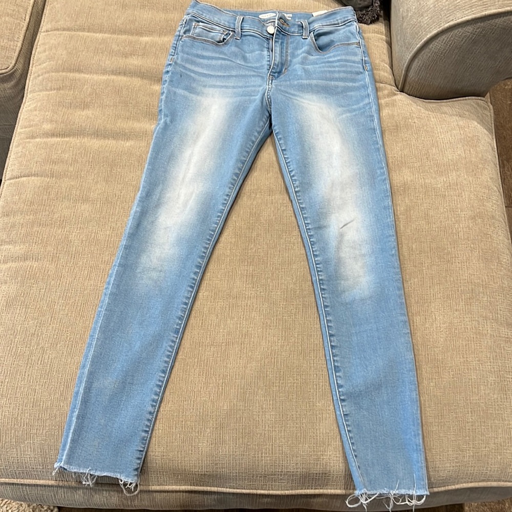 Old navy light wash jeggings. High rise size 14 juniors